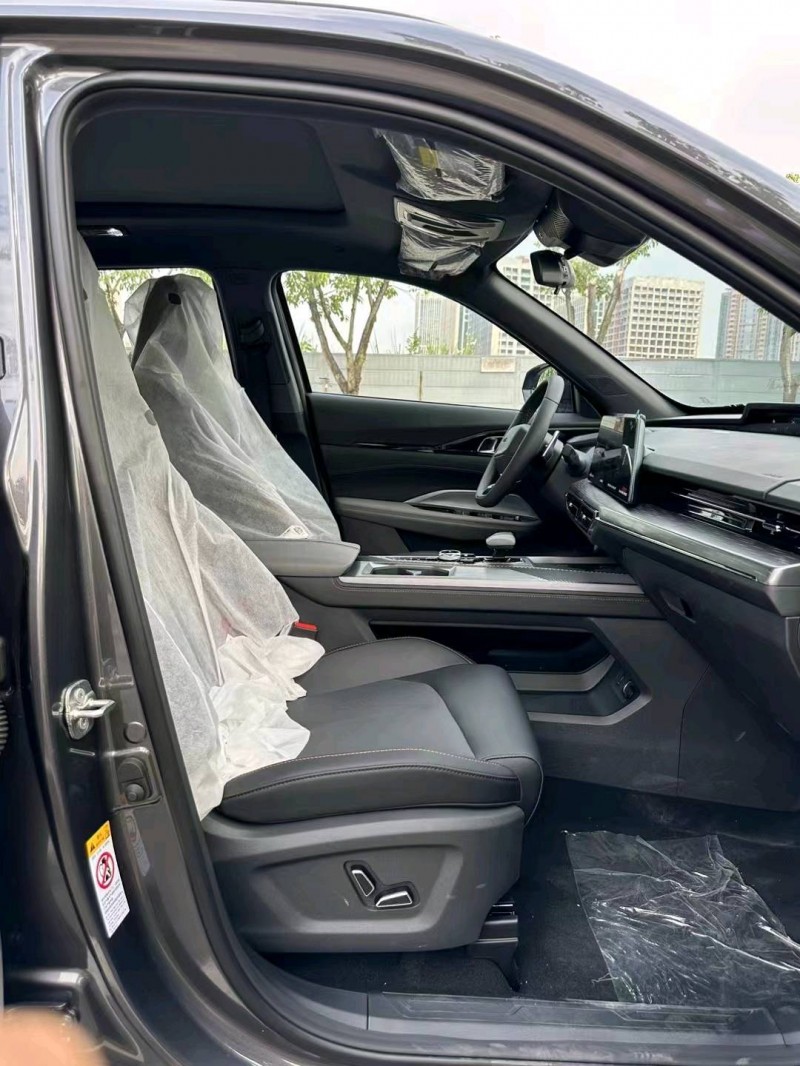 重庆23年长安汽车欧尚9