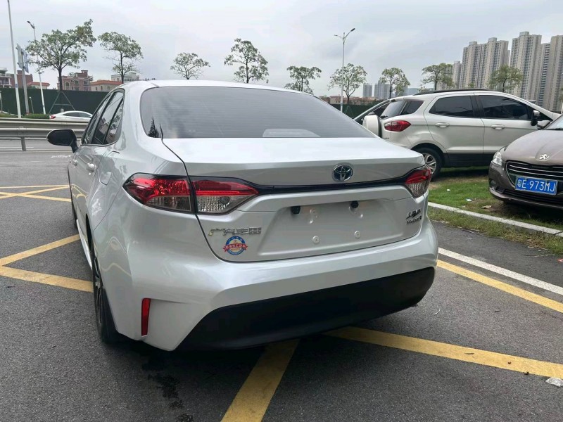 佛山23年丰田雷凌4