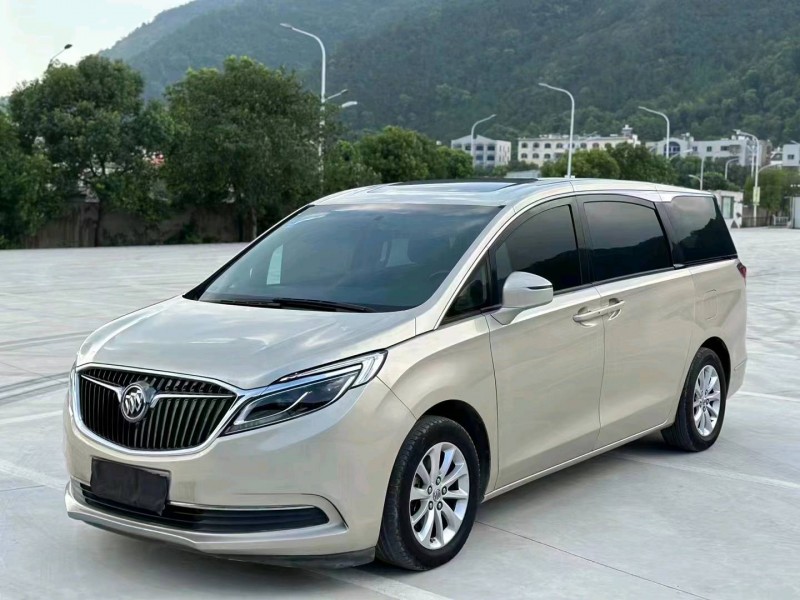 湖州17年别克GL82