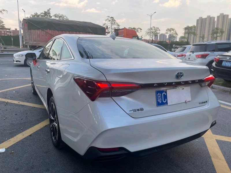 佛山22年丰田亚洲龙4