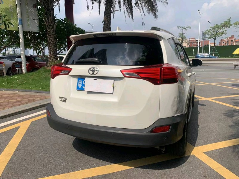 佛山15年丰田RAV45