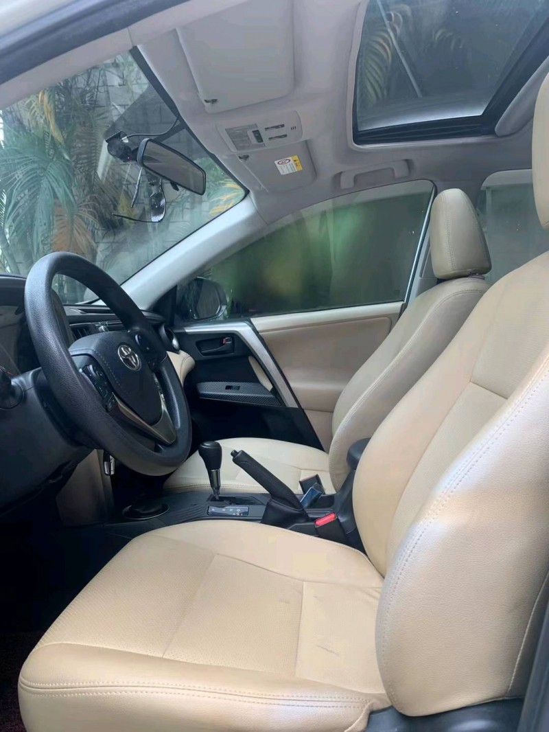 佛山15年丰田RAV46