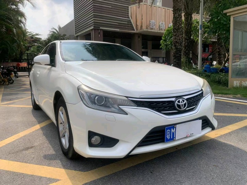 佛山14年丰田锐志3