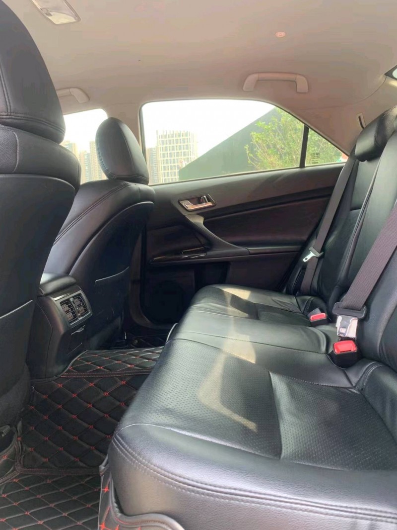 佛山14年丰田锐志8