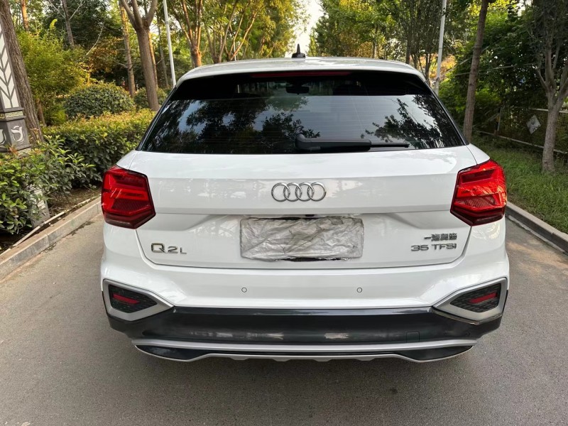 济宁22年奥迪Q29