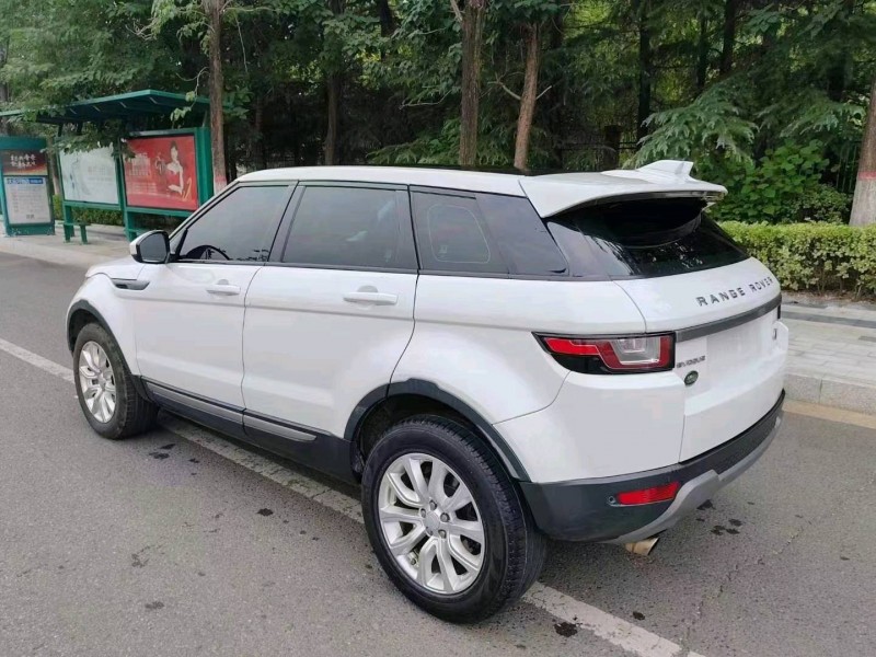 枣庄17年路虎极光4