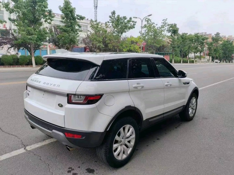 枣庄17年路虎极光6