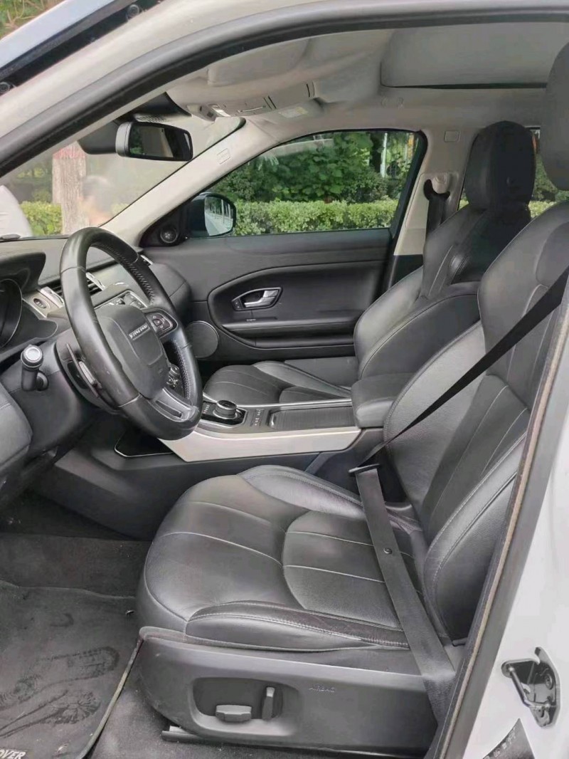 枣庄17年路虎极光7