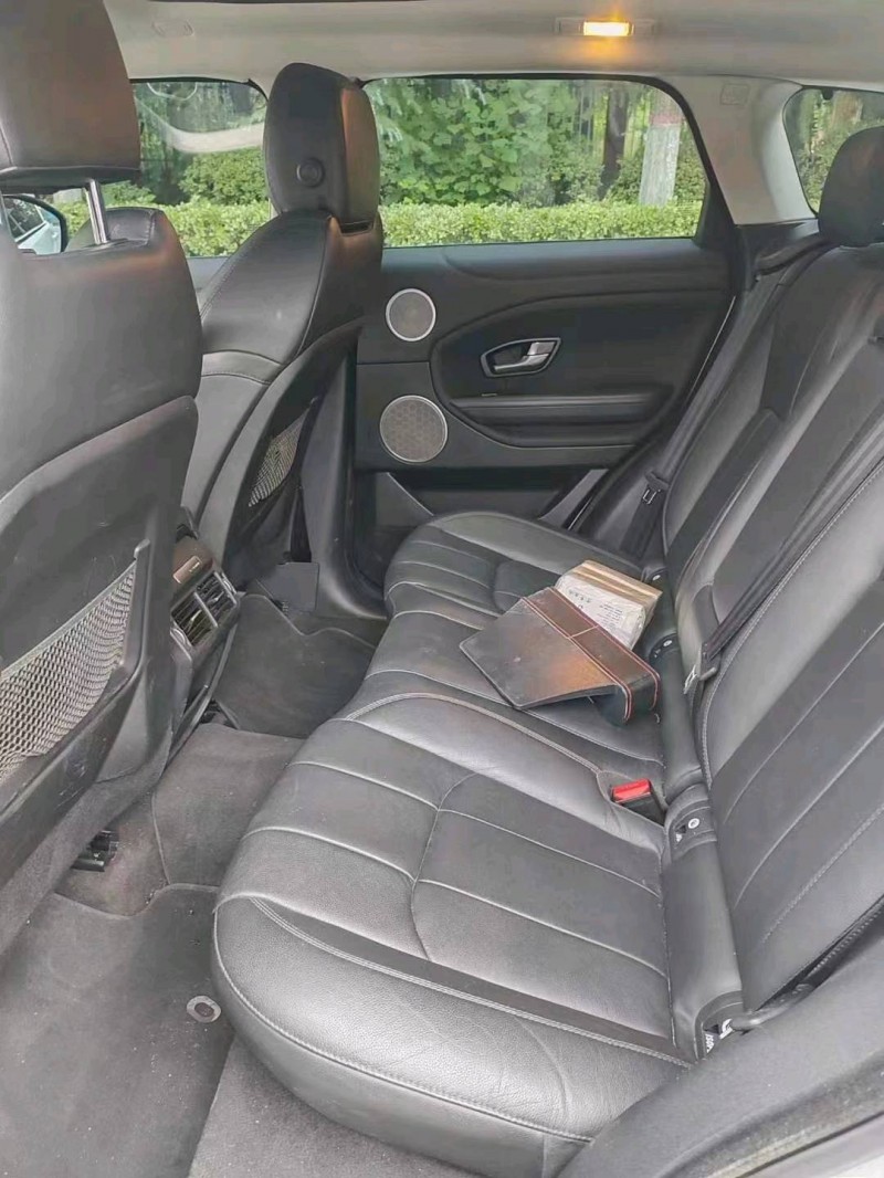 枣庄17年路虎极光9