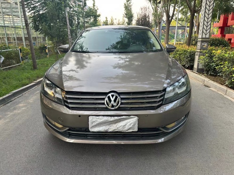 济宁12年大众帕萨特1
