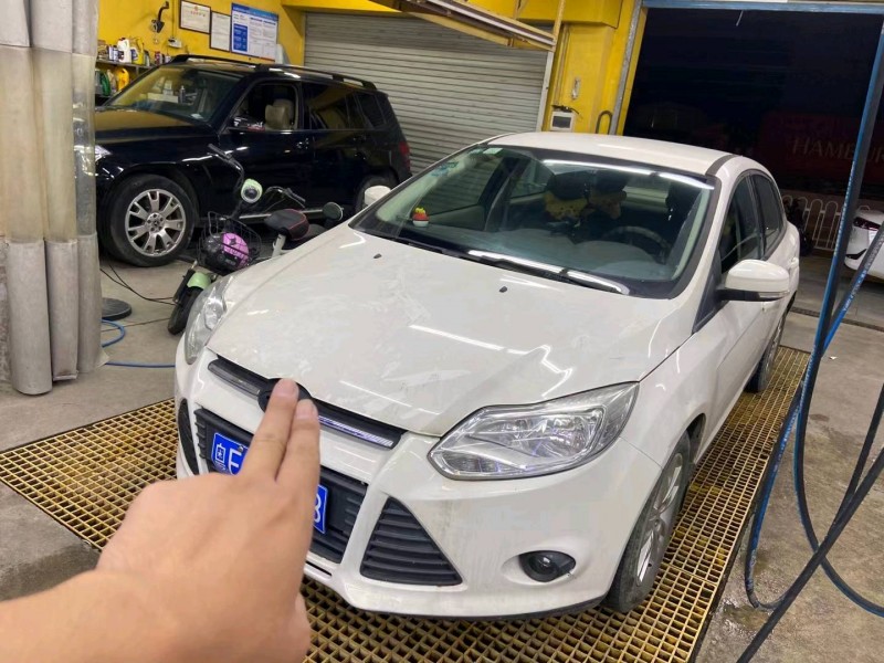 广州15年福特福克斯1