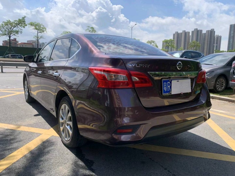 佛山17年日产轩逸4