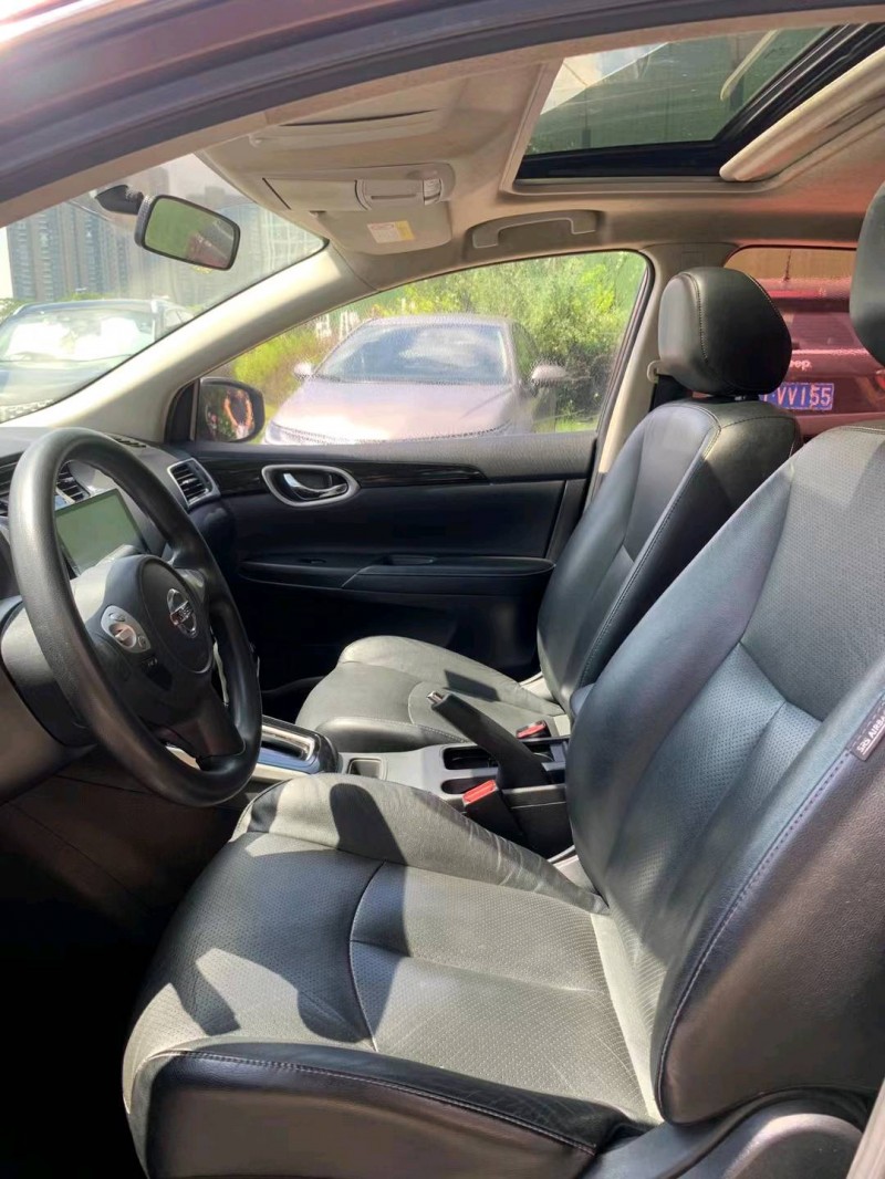 佛山17年日产轩逸6