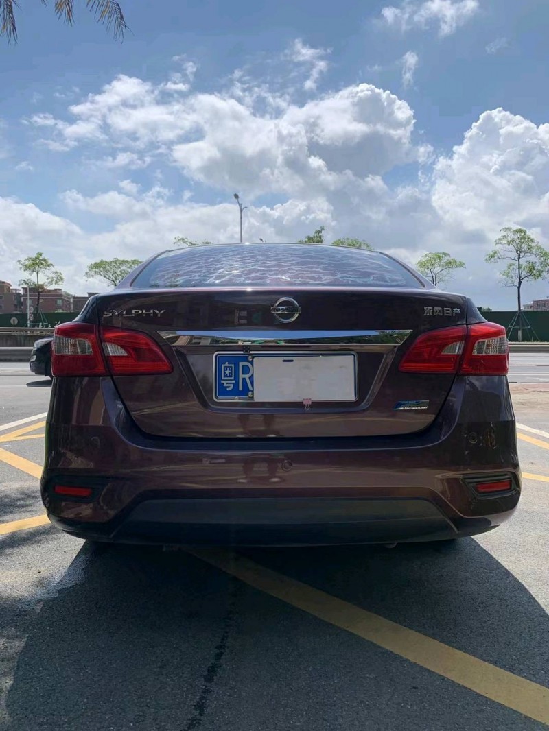 佛山17年日产轩逸9