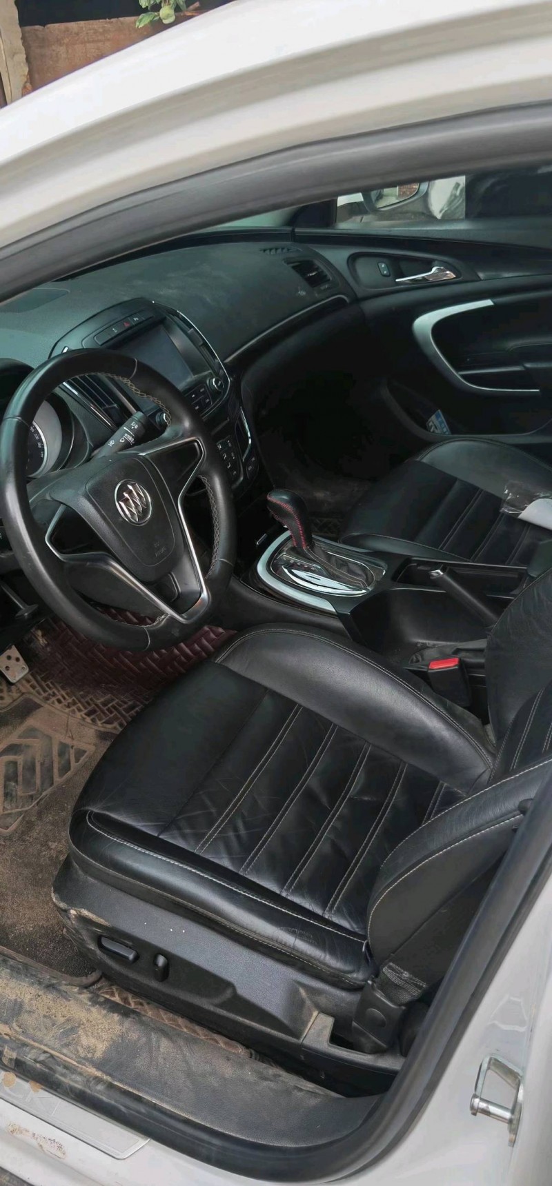 邯郸15年别克君威5