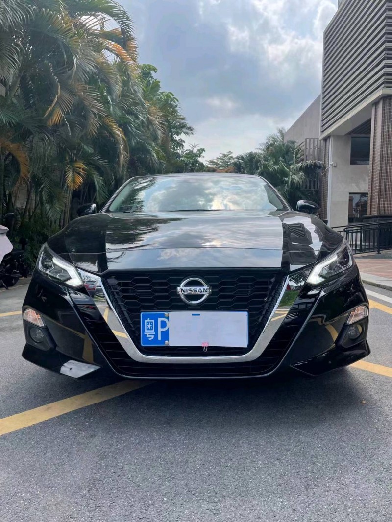 佛山23年日产天籁1