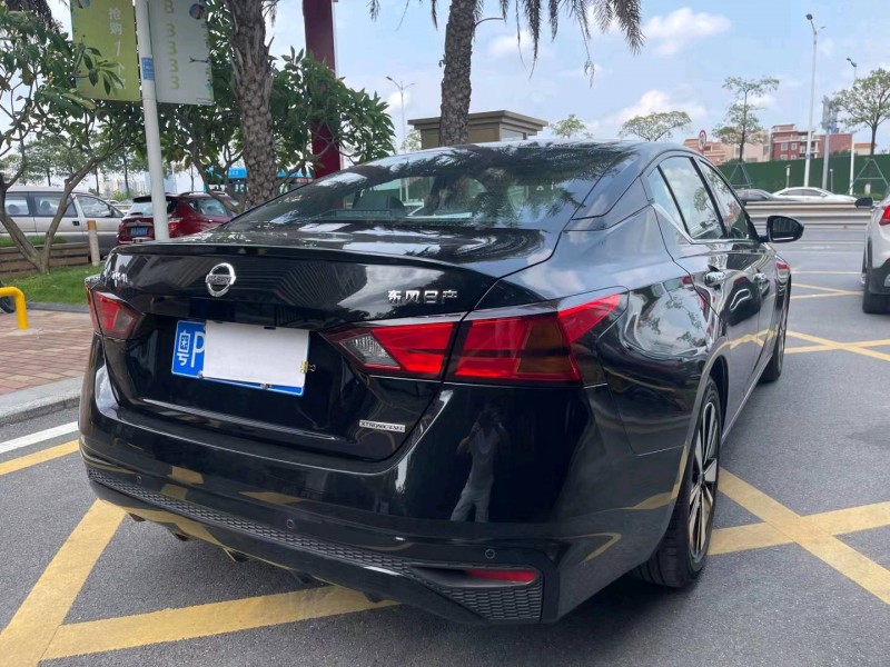 佛山23年日产天籁5