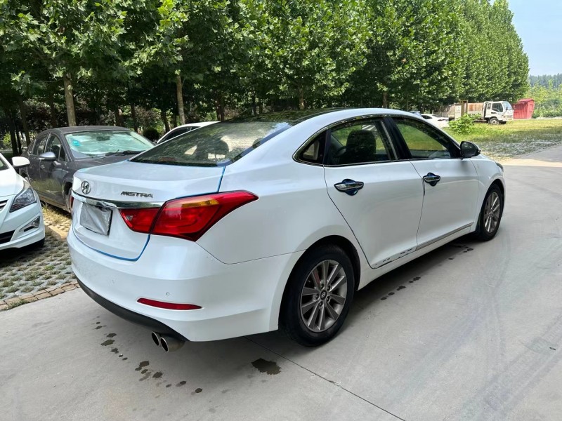 济宁16年现代名图5