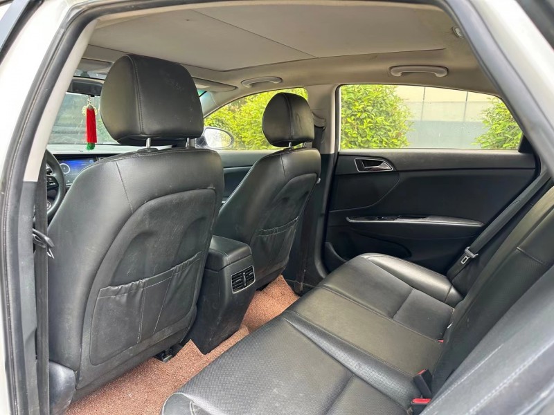 济宁16年现代名图6