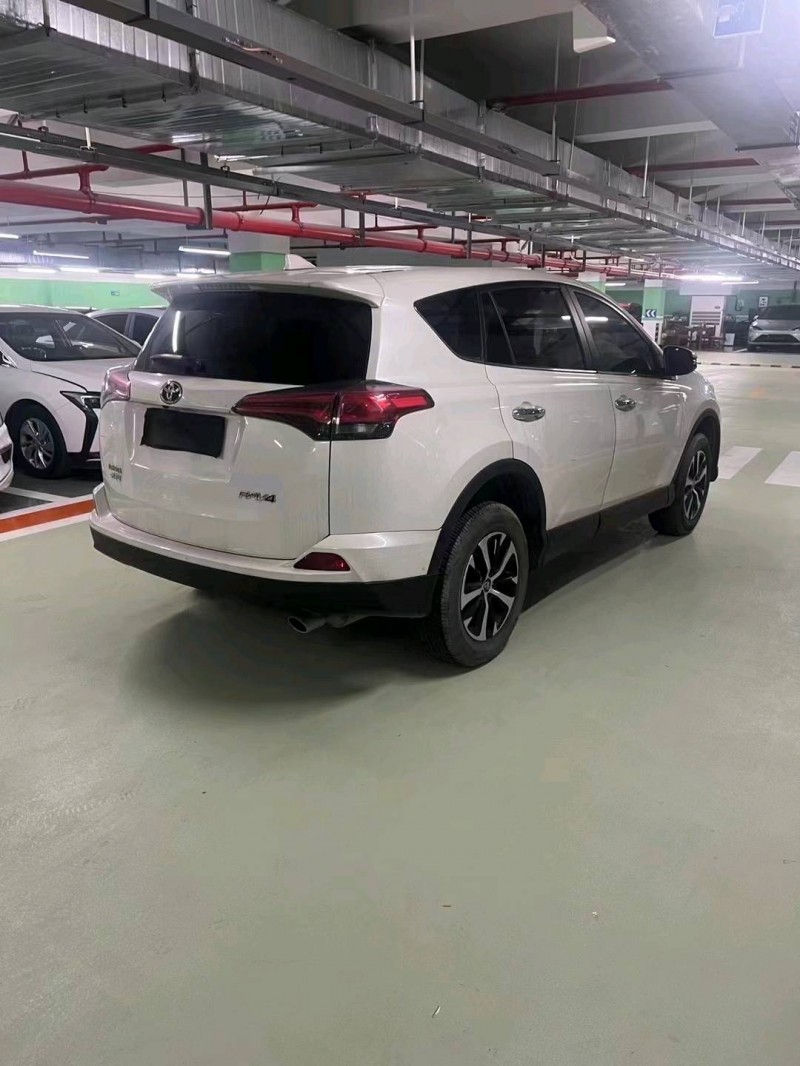 嘉兴19年丰田RAV4荣放7