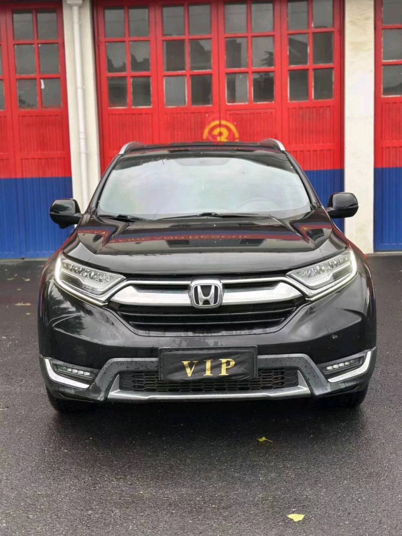 青岛17年本田CRV1