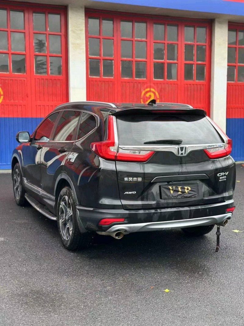 青岛17年本田CRV7