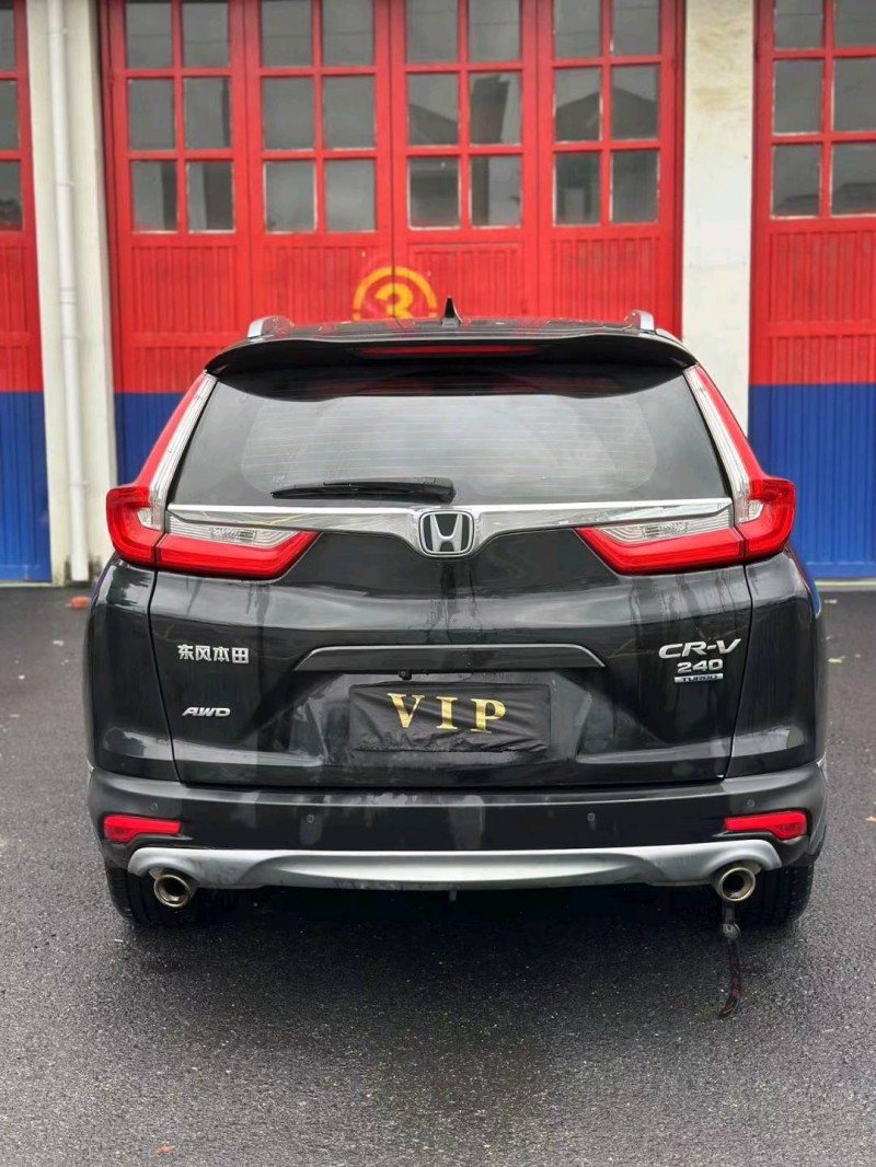 青岛17年本田CRV9