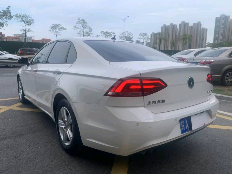 佛山18年大众凌渡4