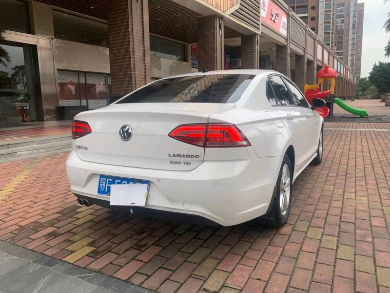 佛山16年大众凌渡4