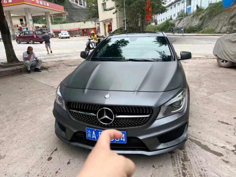 重庆14年奔驰CLA1