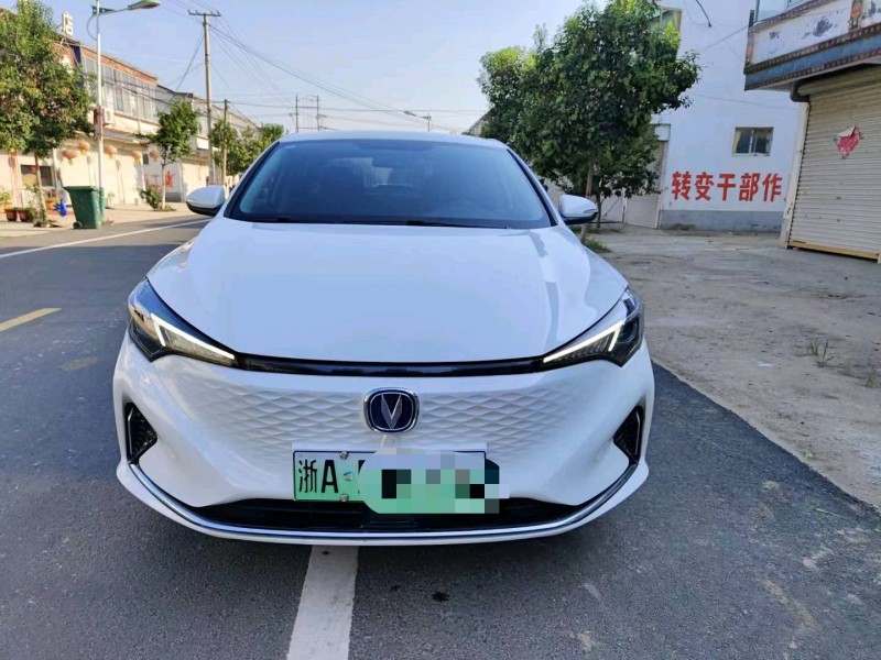 枣庄23年长安汽车逸动1