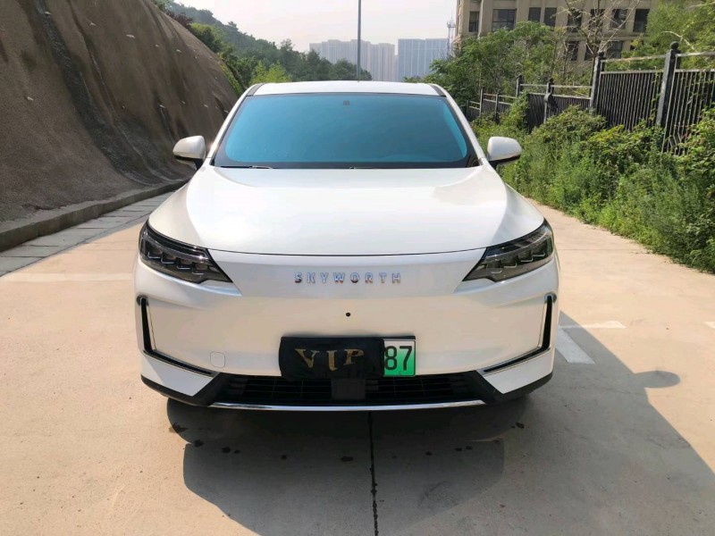 青島23年創維EV61