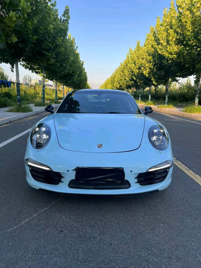 徐州14年保时捷9111