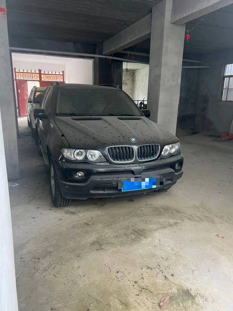 徐州07年宝马X52