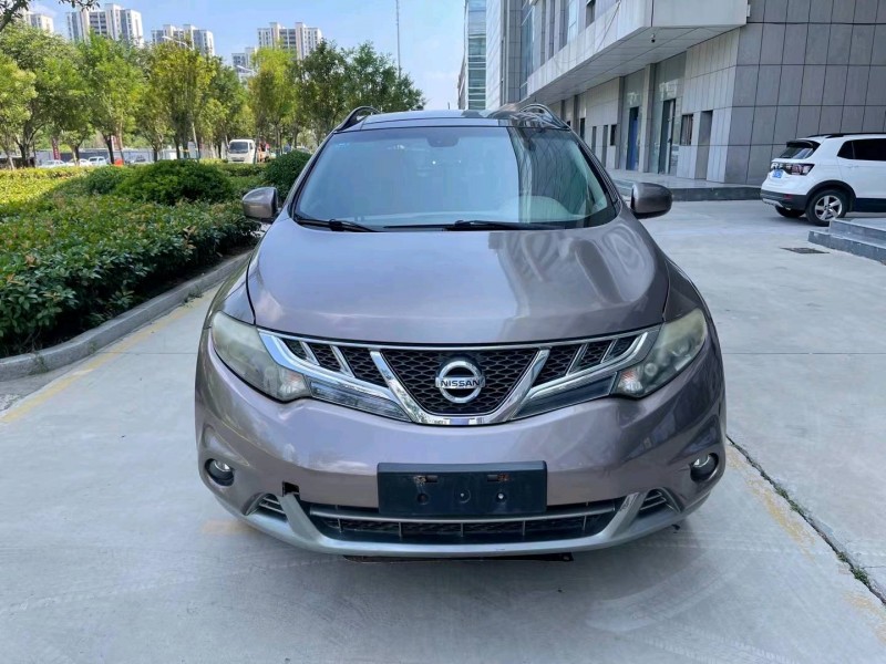 济宁12年日产楼兰1