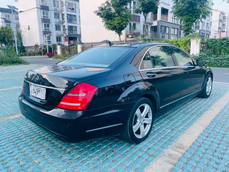 徐州11年奔驰S4