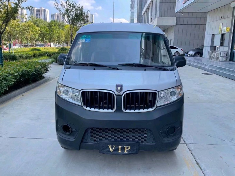 济宁20年华晨海狮1