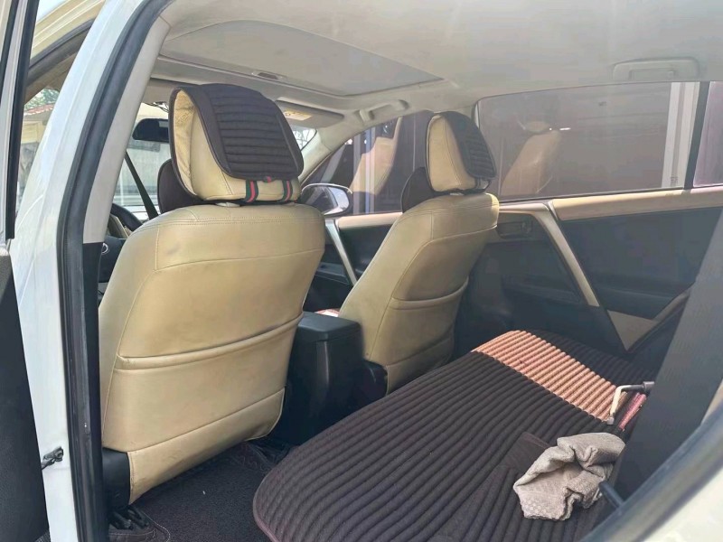 淄博15年丰田RAV4荣放6