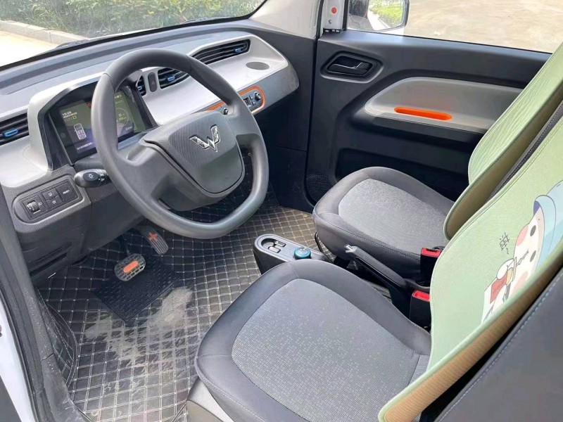 濟寧22年五菱汽車宏光MINI EV6