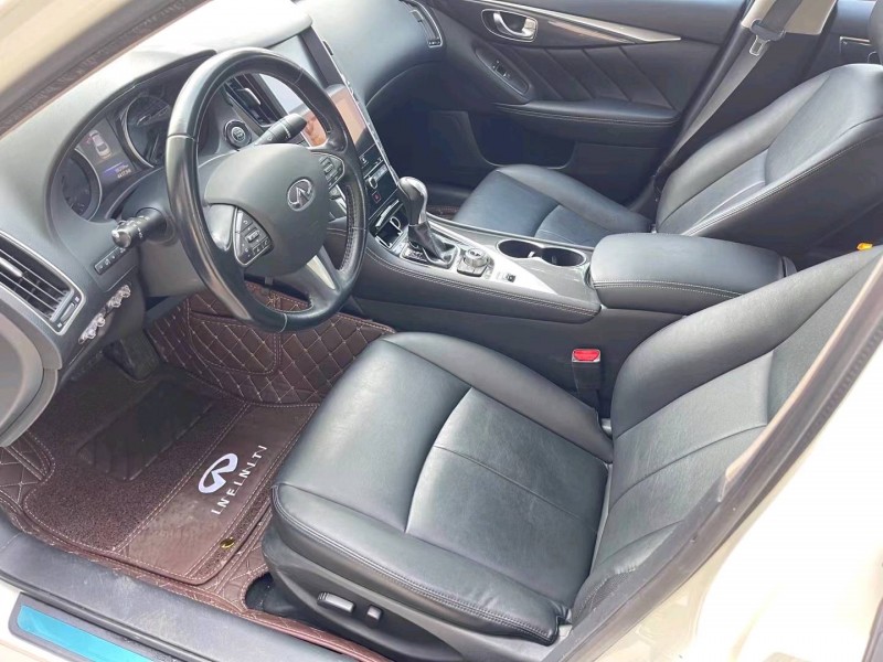 济宁17年英菲尼迪Q50L4