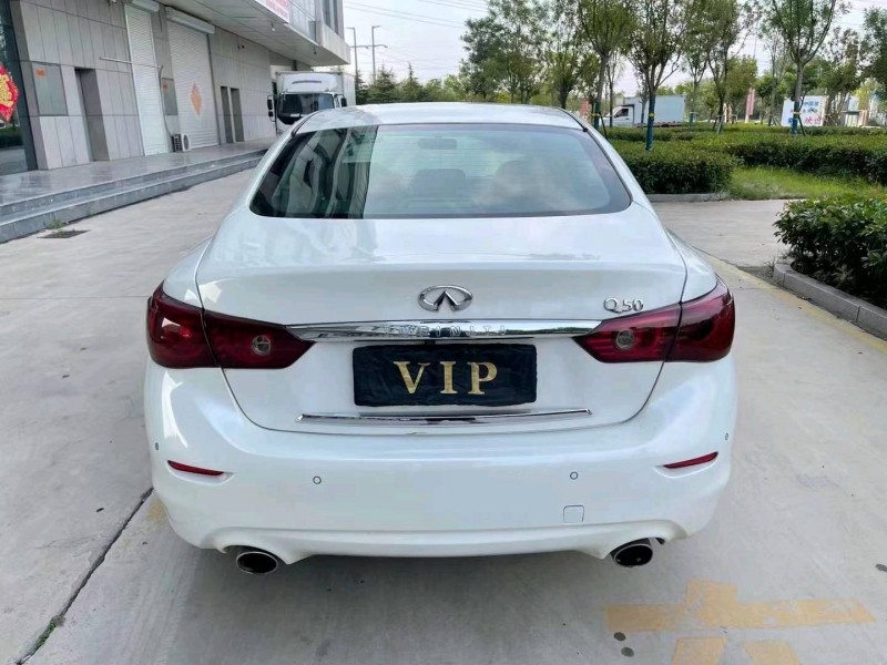 济宁17年英菲尼迪Q50L9