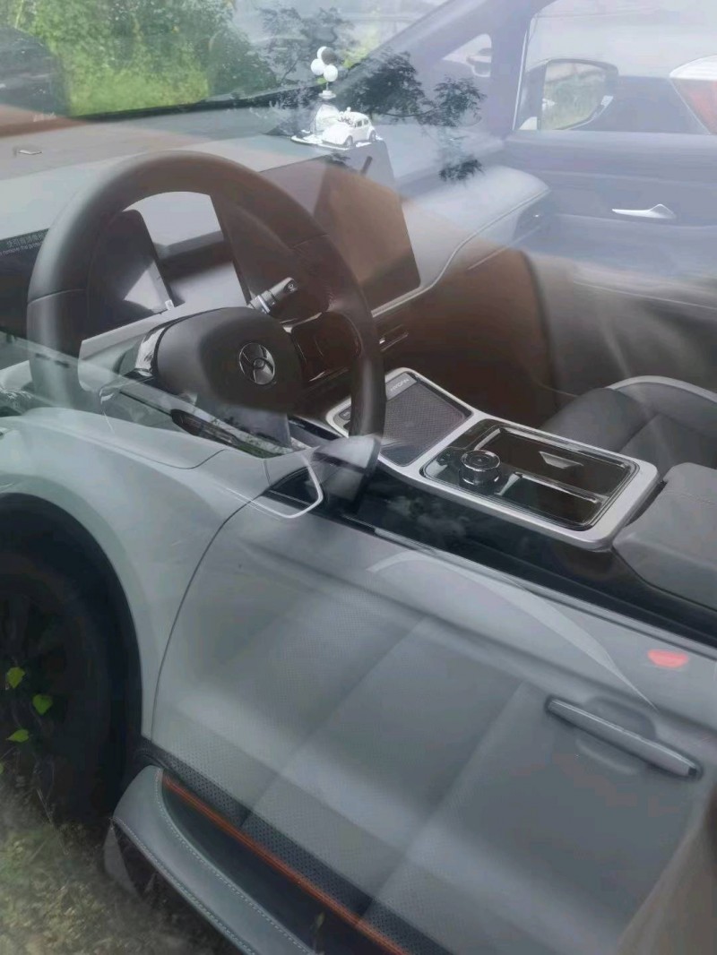 嘉興23年合創汽車Z032