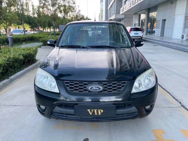 济宁11年福特翼虎1