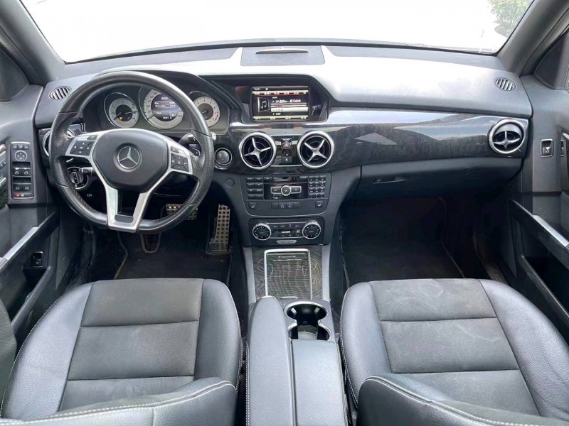 济宁15年奔驰CLK4