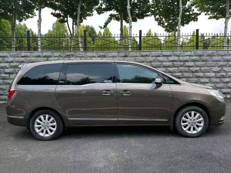 枣庄13年别克GL85