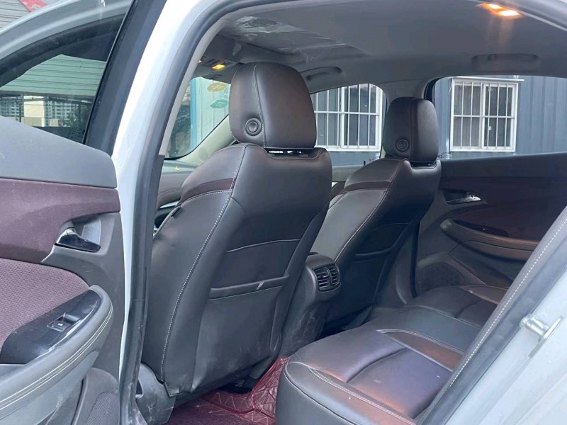 济宁19年雪佛兰迈锐宝5