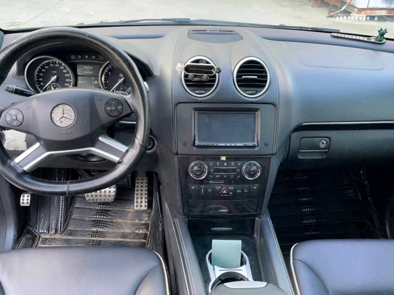 济宁11年奔驰ML4