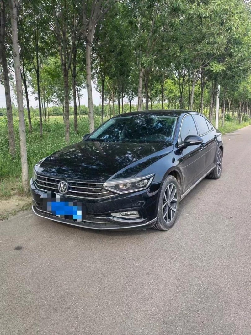 枣庄22年大众迈腾2