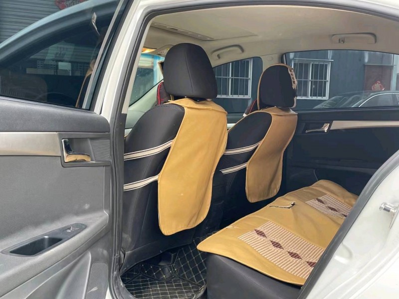 济宁17年荣威3505