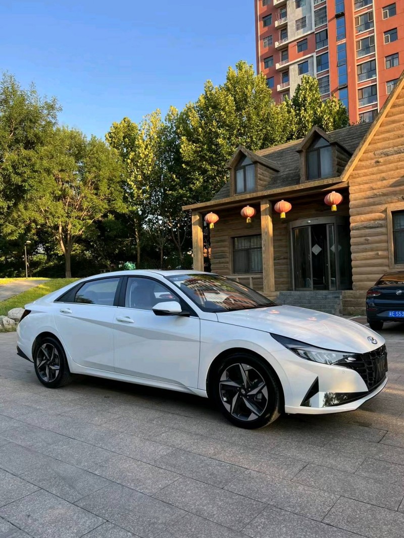 邢台23年现代伊兰特3